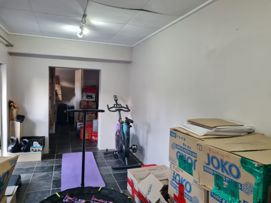 8 Bedroom Property for Sale in Saxonwold Gauteng