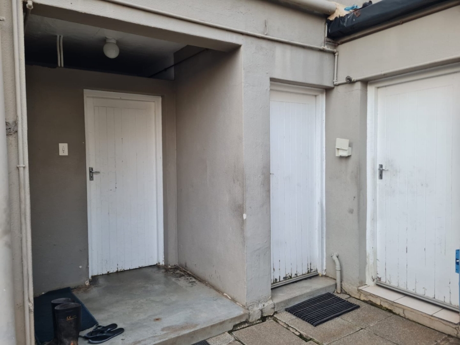 8 Bedroom Property for Sale in Saxonwold Gauteng
