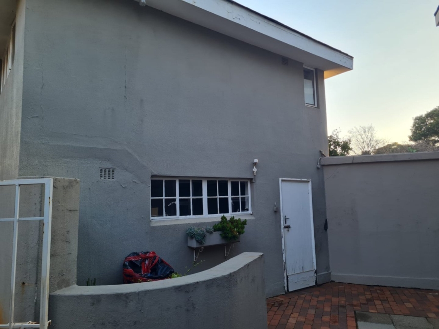 8 Bedroom Property for Sale in Saxonwold Gauteng