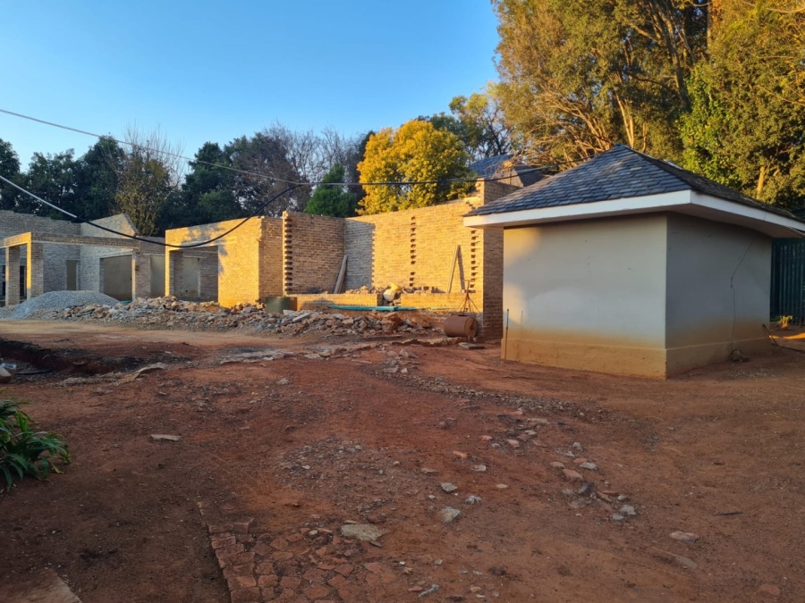 8 Bedroom Property for Sale in Saxonwold Gauteng