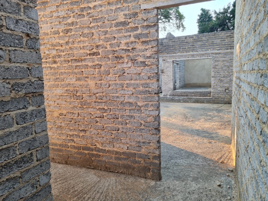 8 Bedroom Property for Sale in Saxonwold Gauteng