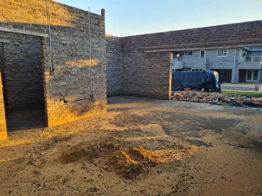 8 Bedroom Property for Sale in Saxonwold Gauteng