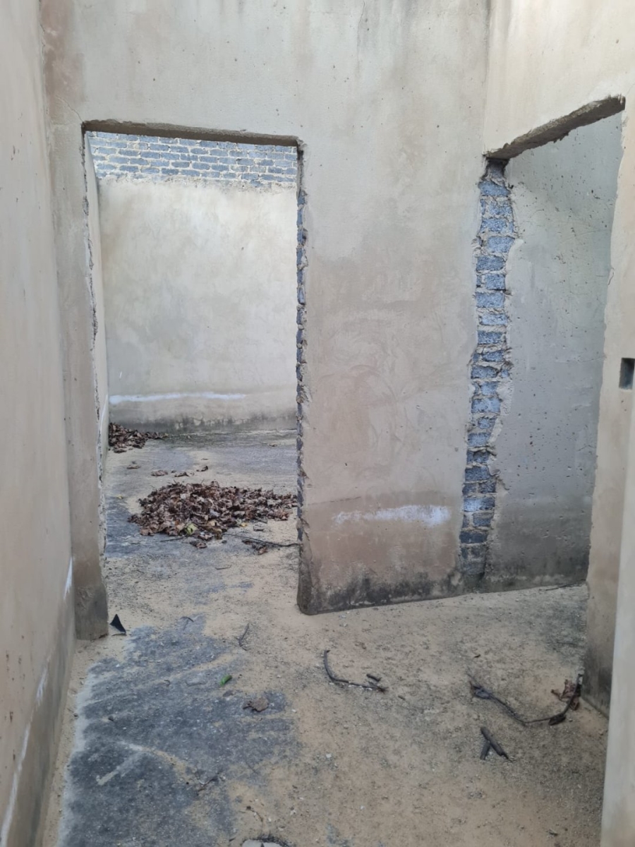 8 Bedroom Property for Sale in Saxonwold Gauteng