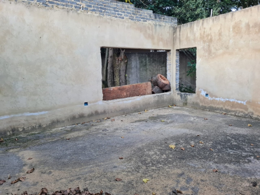 8 Bedroom Property for Sale in Saxonwold Gauteng