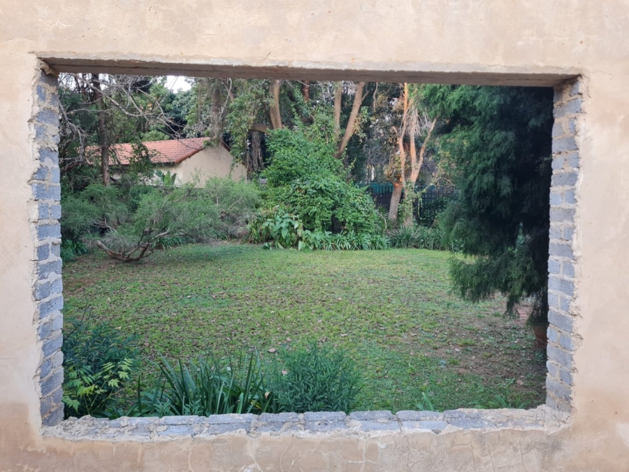 8 Bedroom Property for Sale in Saxonwold Gauteng