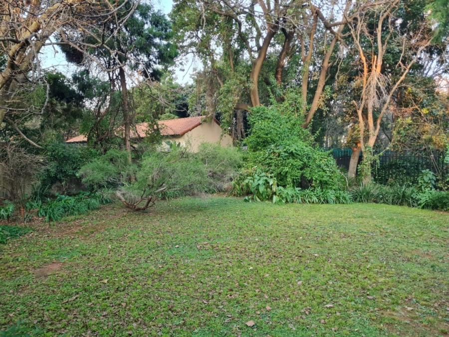 8 Bedroom Property for Sale in Saxonwold Gauteng