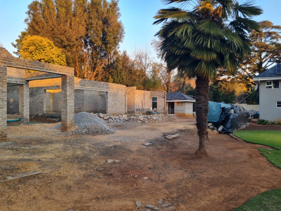 8 Bedroom Property for Sale in Saxonwold Gauteng