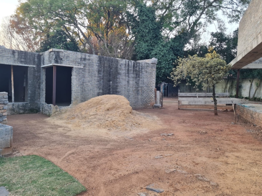 8 Bedroom Property for Sale in Saxonwold Gauteng