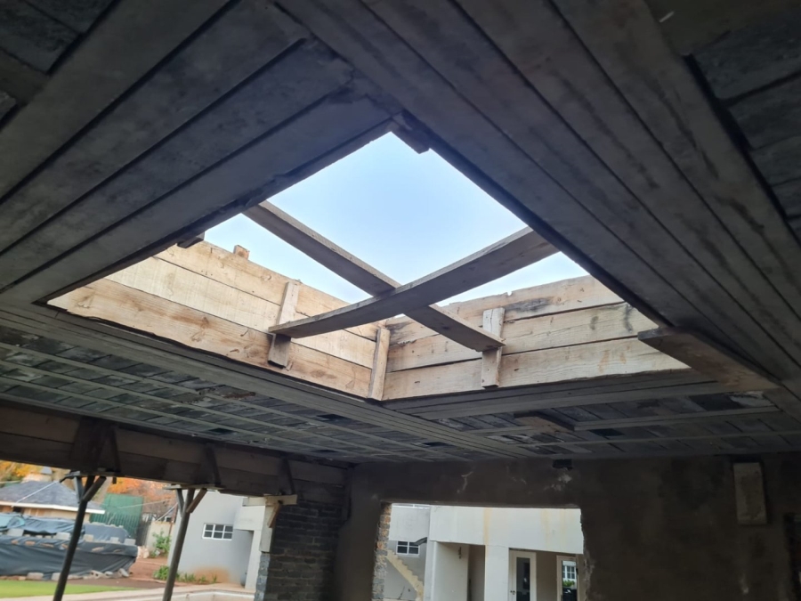 8 Bedroom Property for Sale in Saxonwold Gauteng