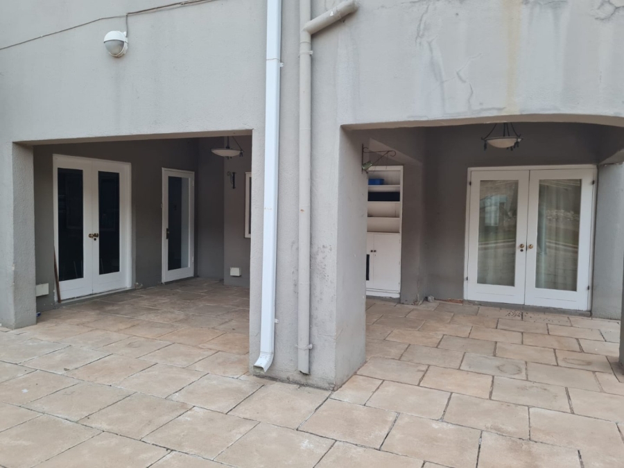 8 Bedroom Property for Sale in Saxonwold Gauteng