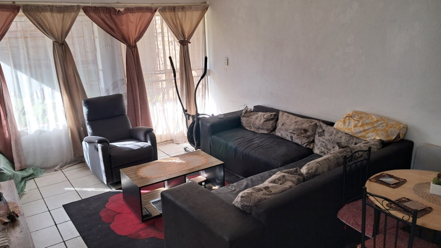 2 Bedroom Property for Sale in Mountain View Gauteng