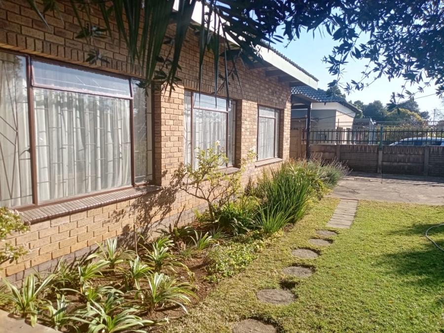 4 Bedroom Property for Sale in Silverton Gauteng
