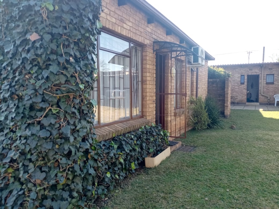 4 Bedroom Property for Sale in Silverton Gauteng
