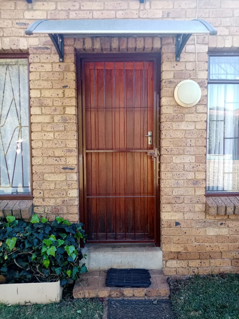 4 Bedroom Property for Sale in Silverton Gauteng