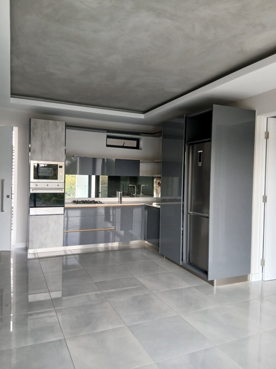 2 Bedroom Property for Sale in Rosebank Gauteng