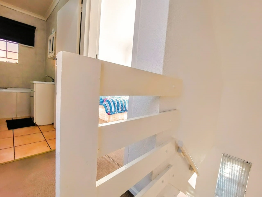 To Let 3 Bedroom Property for Rent in Sonneglans Gauteng