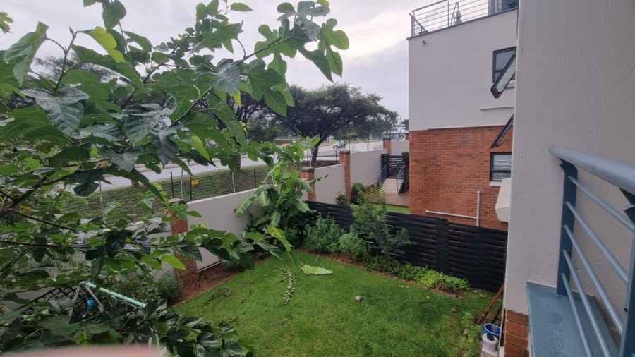 3 Bedroom Property for Sale in Greenstone Gate Gauteng