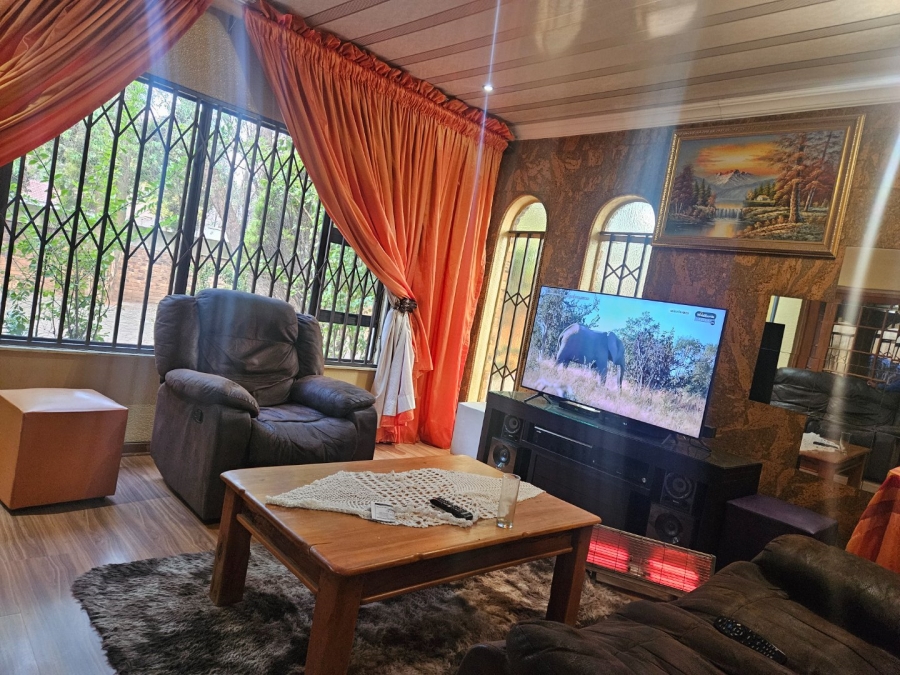 3 Bedroom Property for Sale in Crystal Park Gauteng