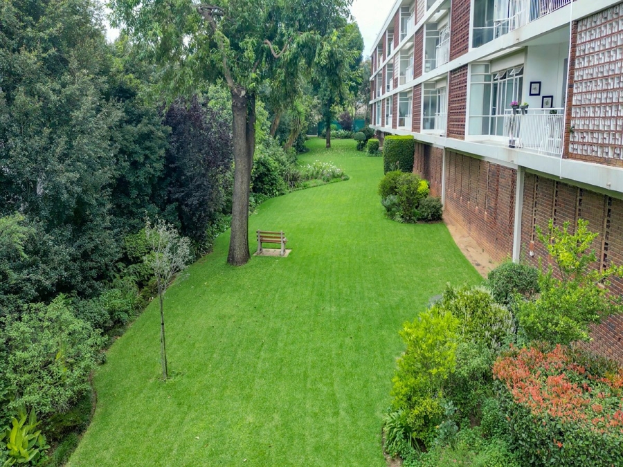  Bedroom Property for Sale in Hyde Park Gauteng