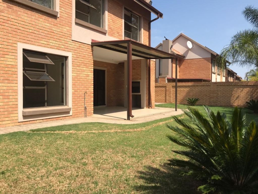 To Let 3 Bedroom Property for Rent in Equestria Gauteng