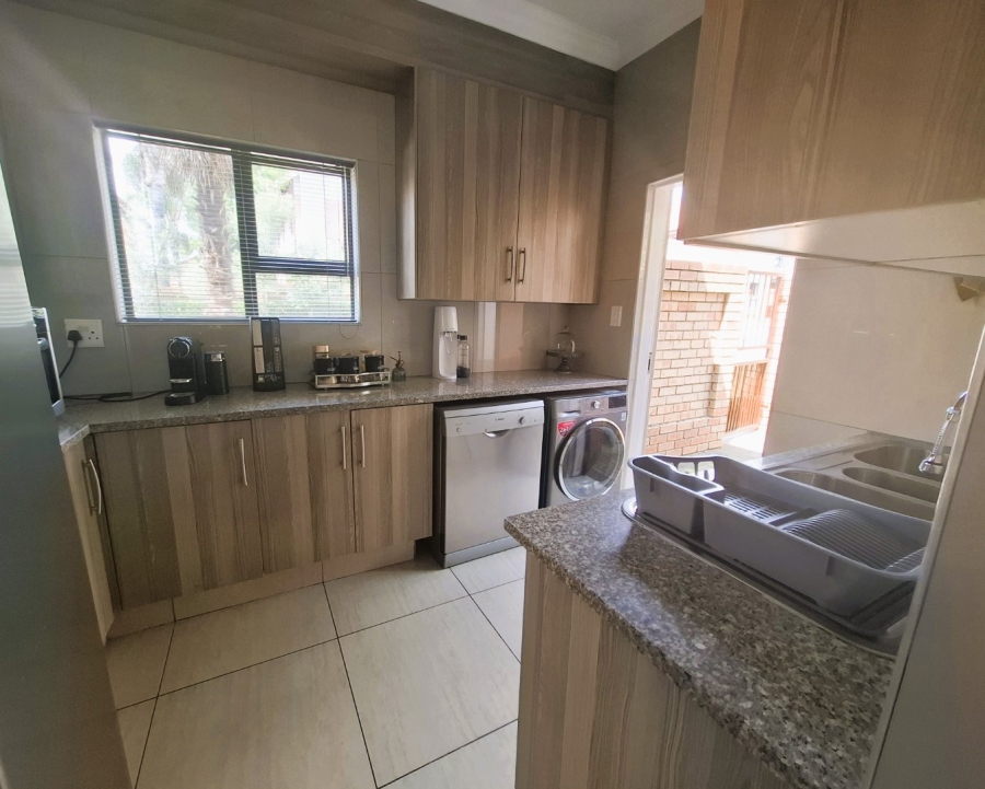 To Let 3 Bedroom Property for Rent in Equestria Gauteng