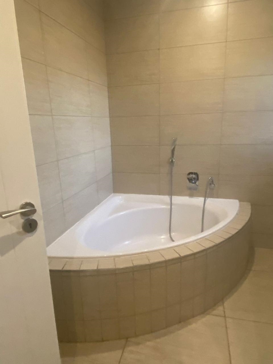 To Let 3 Bedroom Property for Rent in Equestria Gauteng