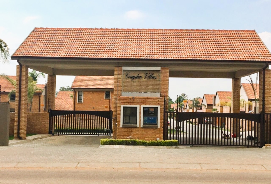 To Let 3 Bedroom Property for Rent in Equestria Gauteng