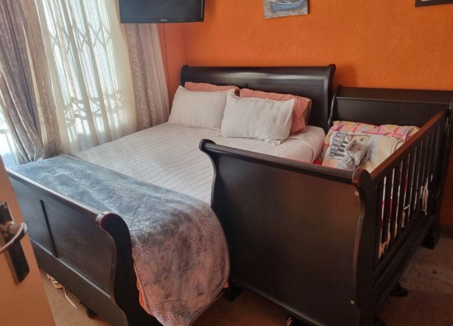 3 Bedroom Property for Sale in The Orchards Gauteng