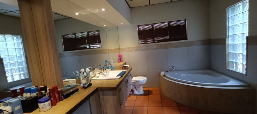 3 Bedroom Property for Sale in Sinoville Gauteng