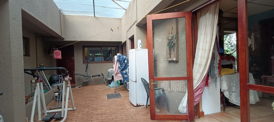 3 Bedroom Property for Sale in Sinoville Gauteng