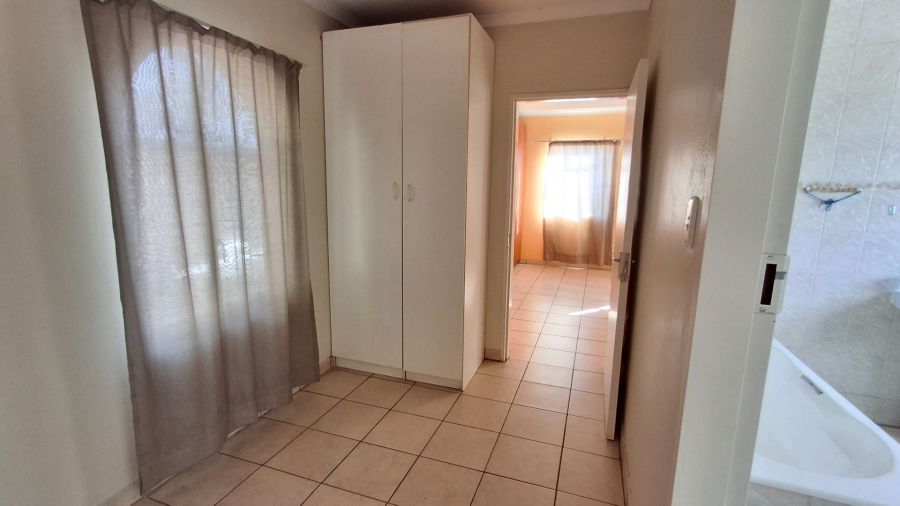 8 Bedroom Property for Sale in Pretoria North Gauteng