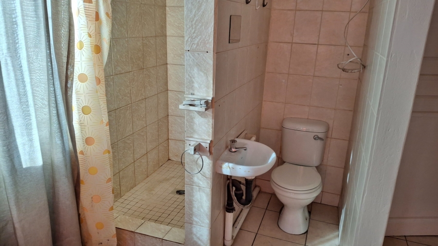8 Bedroom Property for Sale in Pretoria North Gauteng