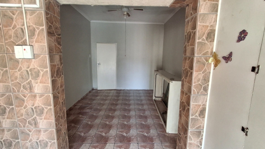 8 Bedroom Property for Sale in Pretoria North Gauteng