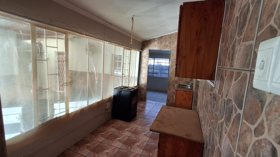 8 Bedroom Property for Sale in Pretoria North Gauteng