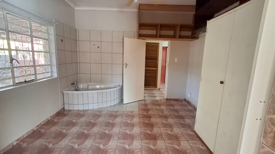 8 Bedroom Property for Sale in Pretoria North Gauteng