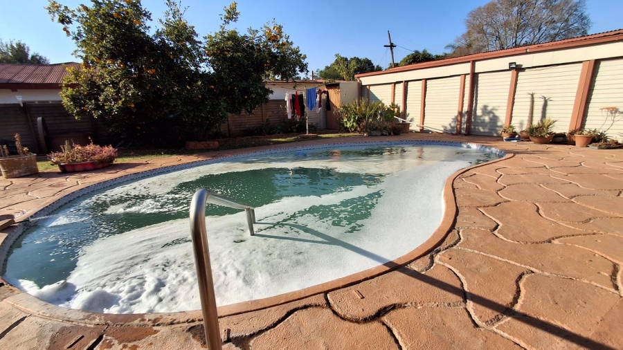 8 Bedroom Property for Sale in Pretoria North Gauteng