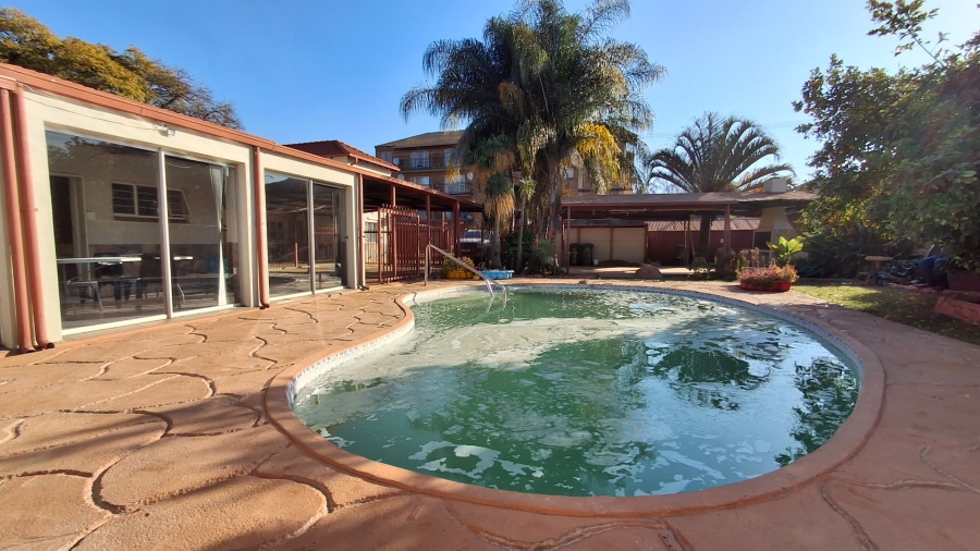 8 Bedroom Property for Sale in Pretoria North Gauteng