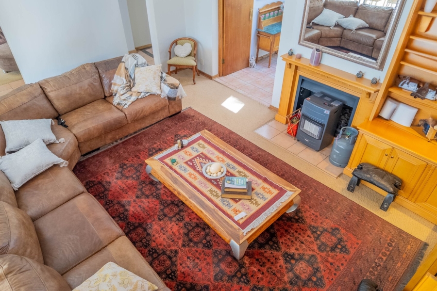 4 Bedroom Property for Sale in Zwartkop Gauteng