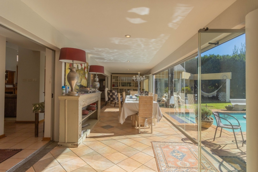 4 Bedroom Property for Sale in Zwartkop Gauteng