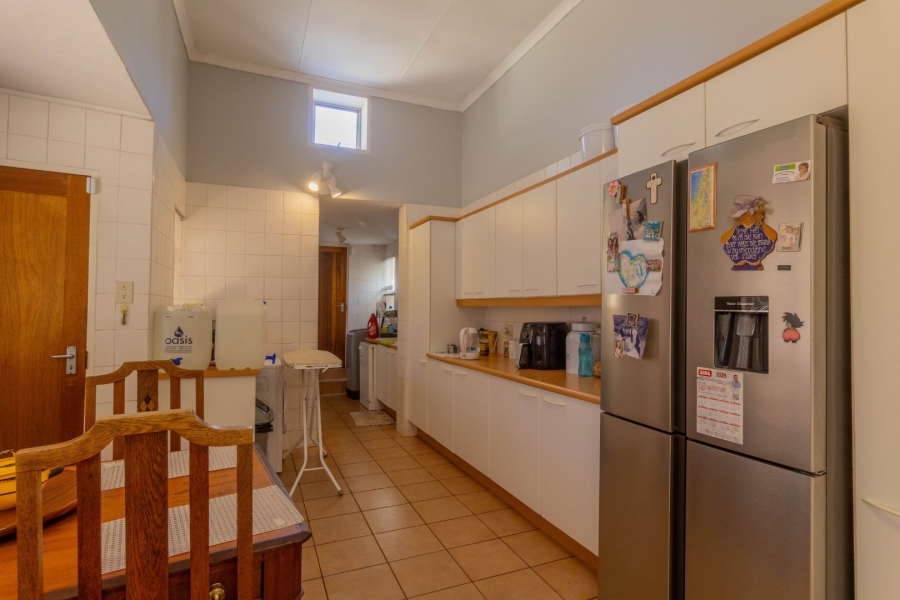 4 Bedroom Property for Sale in Zwartkop Gauteng