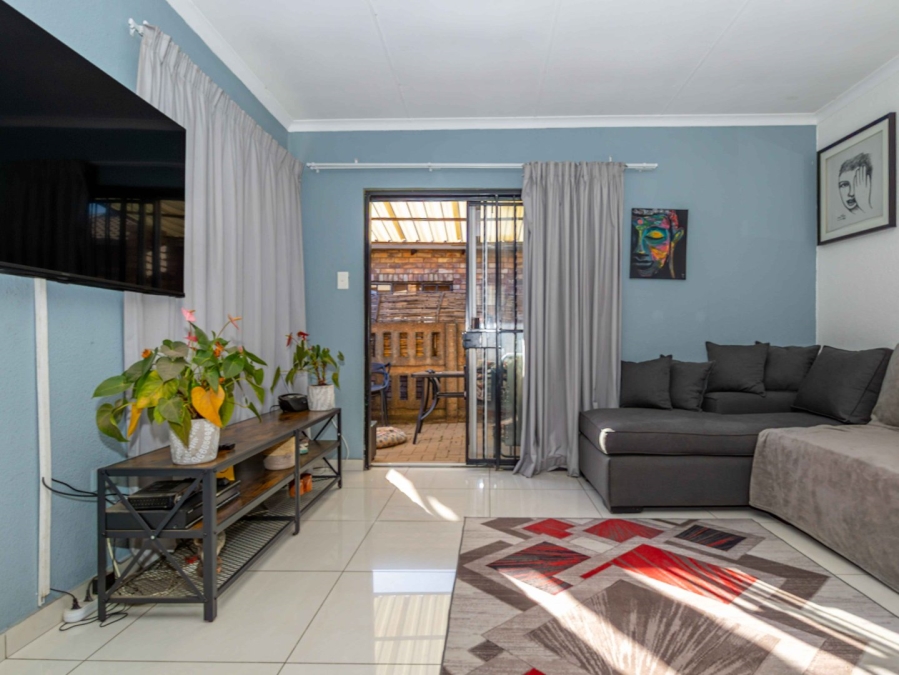 2 Bedroom Property for Sale in Eden Glen Gauteng