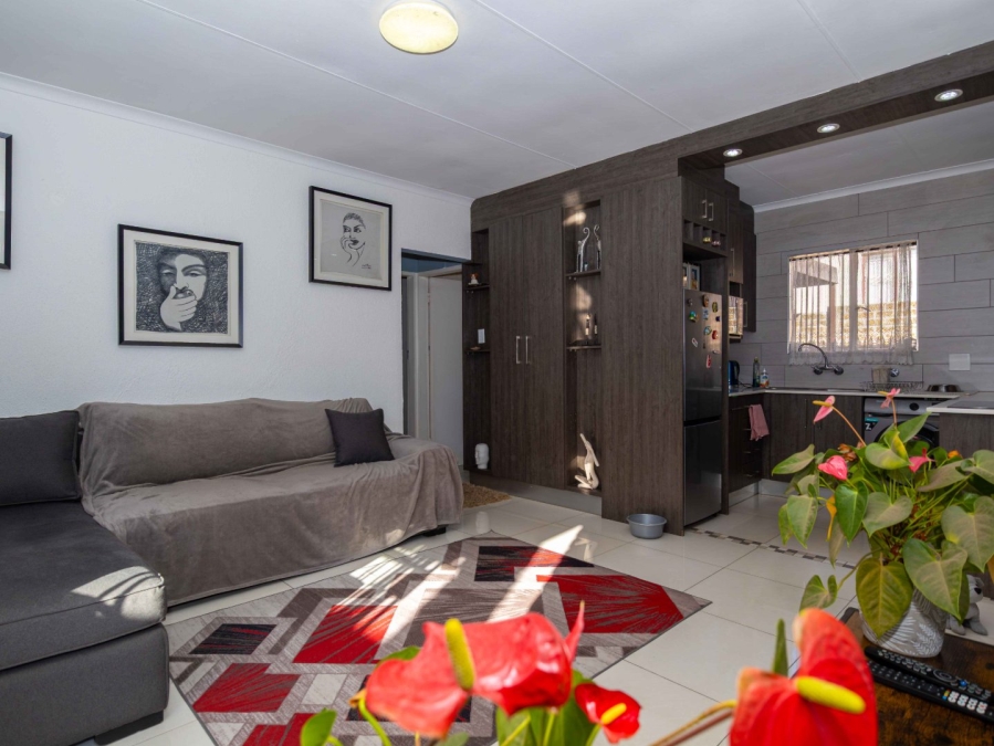2 Bedroom Property for Sale in Eden Glen Gauteng
