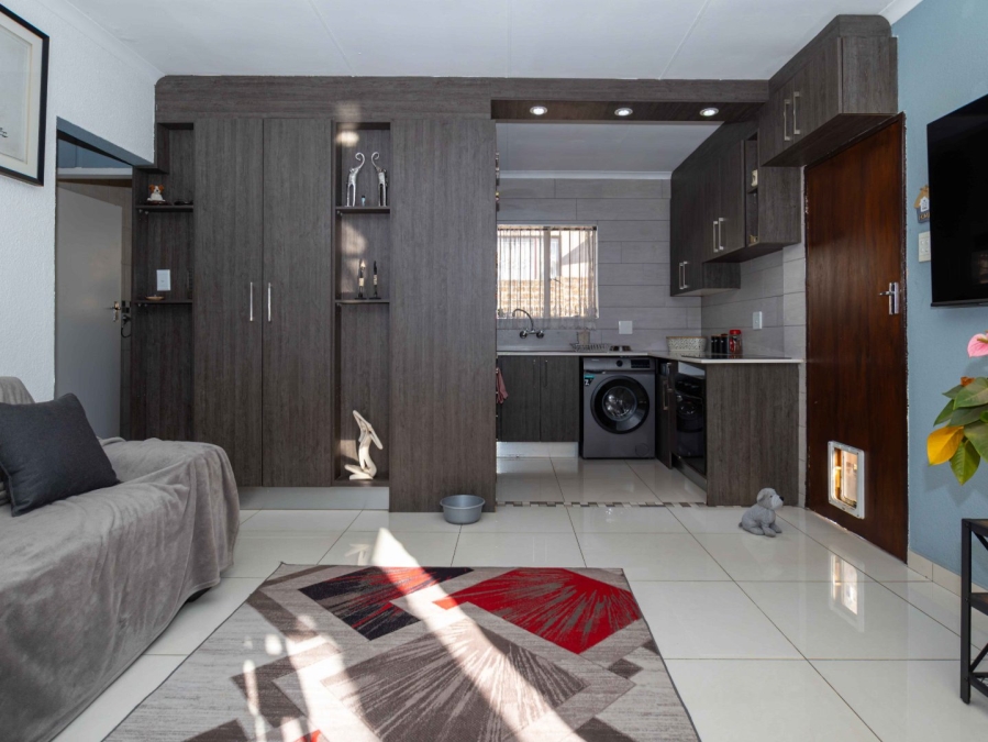 2 Bedroom Property for Sale in Eden Glen Gauteng