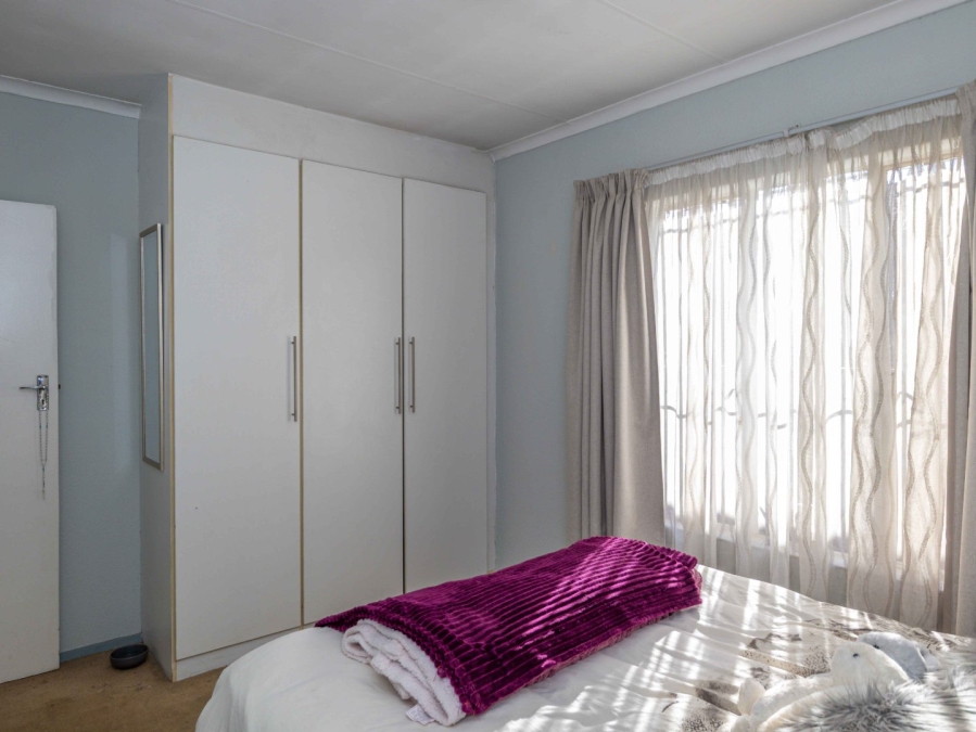2 Bedroom Property for Sale in Eden Glen Gauteng