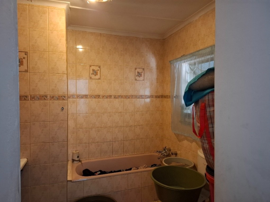 5 Bedroom Property for Sale in Eastleigh Gauteng