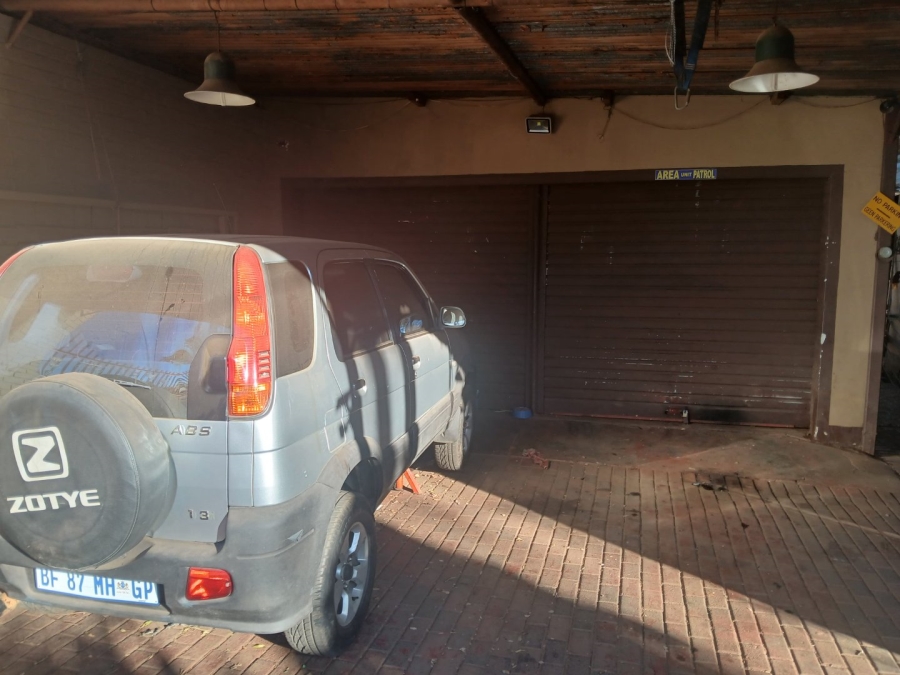 4 Bedroom Property for Sale in Danville Gauteng