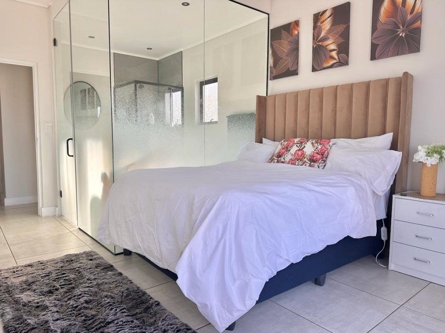 To Let 2 Bedroom Property for Rent in The Polofields Gauteng