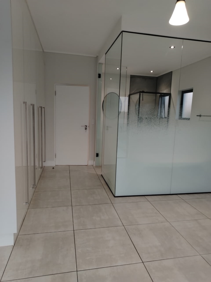 To Let 2 Bedroom Property for Rent in The Polofields Gauteng