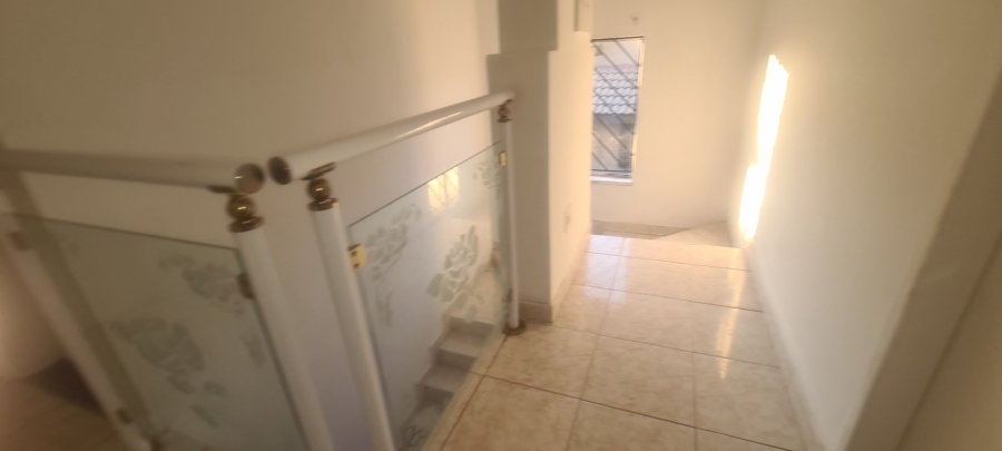 7 Bedroom Property for Sale in Laudium Gauteng