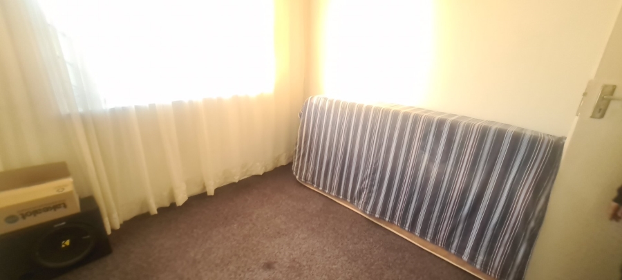 7 Bedroom Property for Sale in Laudium Gauteng